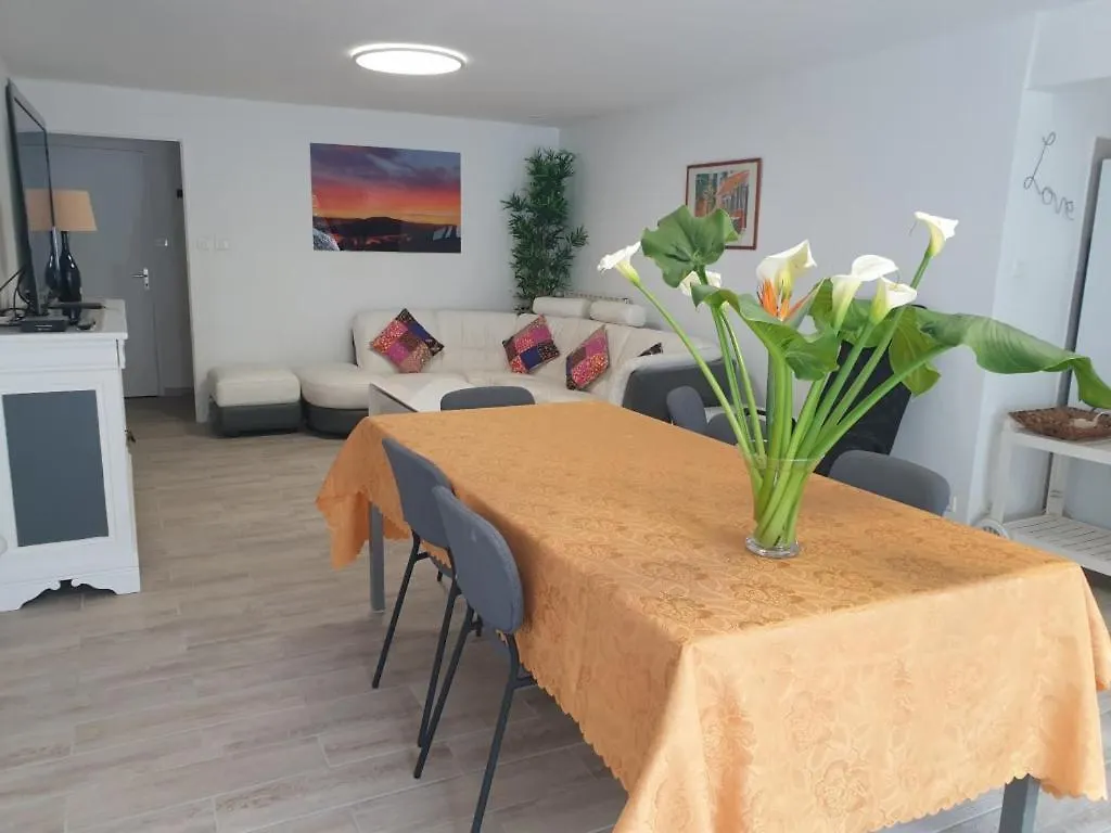 Apartment Etoile De Mer - Appt 3 Ch 2 Sdb A 150M D'Une Plage De Sable Fin Hyper Equipe & Wifi Saint-Mandrier-sur-Mer France
