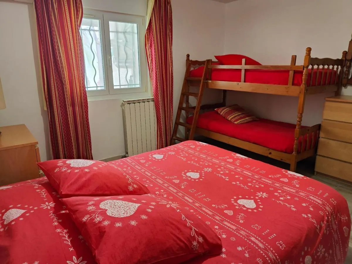 Etoile De Mer - Appt 3 Ch 2 Sdb A 150M D'Une Plage De Sable Fin Hyper Equipe & Wifi Saint-Mandrier-sur-Mer 0*,  France